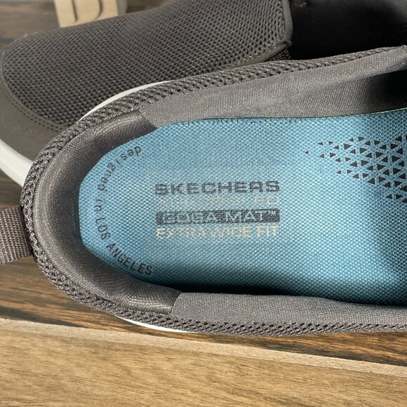 Skechers GO Walk Max Clinched Mens Sz 9.5 Extra Wide Shoes Khaki Slip On Sneaker - Picture 12 of 16